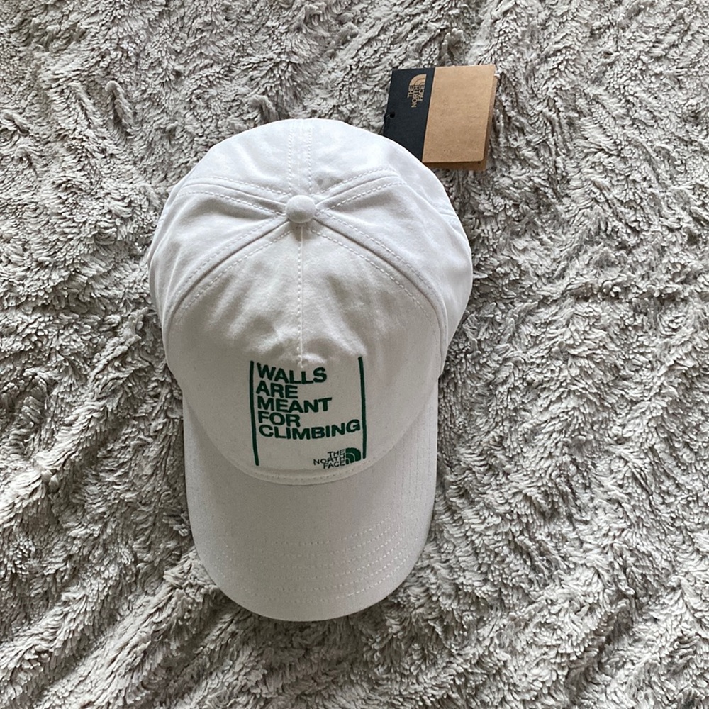 The North Face hat cap NWT